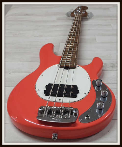 Sterling by Music Man Stingray SS4 Shortscale, Fiesta Red