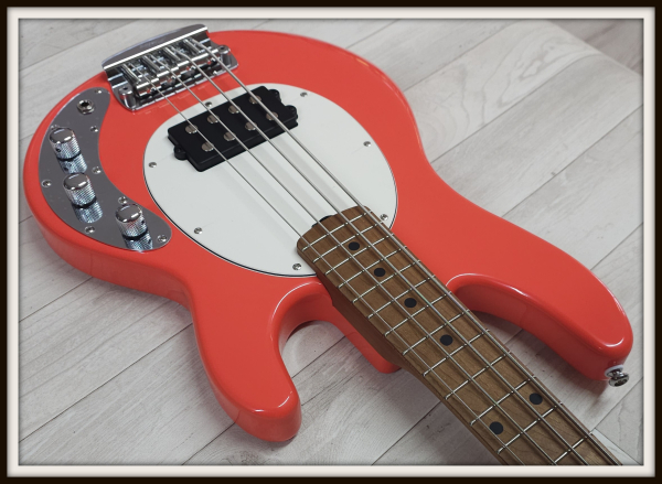 Preview: Sterling by Music Man Stingray SS4 Shortscale, Fiesta Red