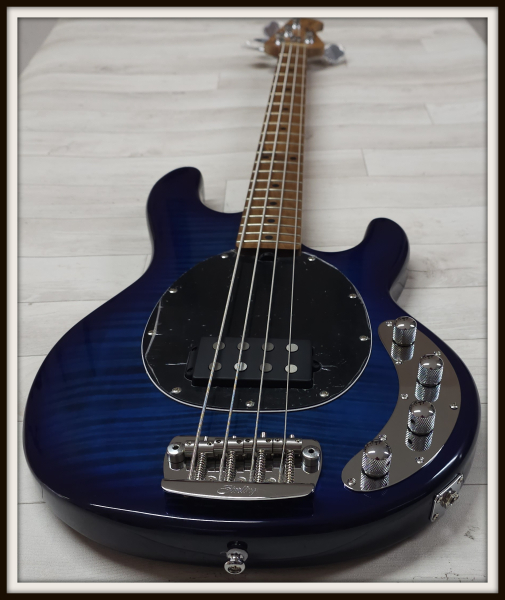Sterling by Music Man StingRay Ray34 H FM, Neptune Blue