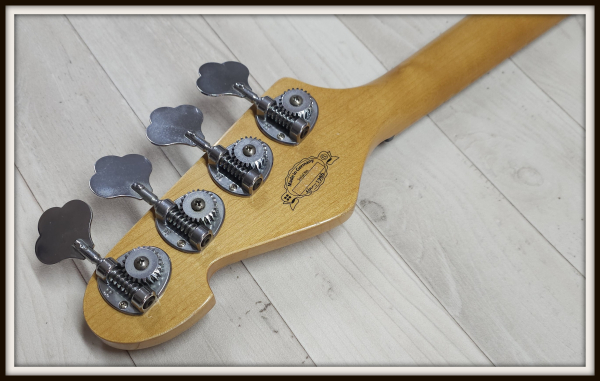 Sandberg California II VS4 Lionel Birdseye Maple Shortscale, Soft Aged Lake Placid Blue *2nd Hand*