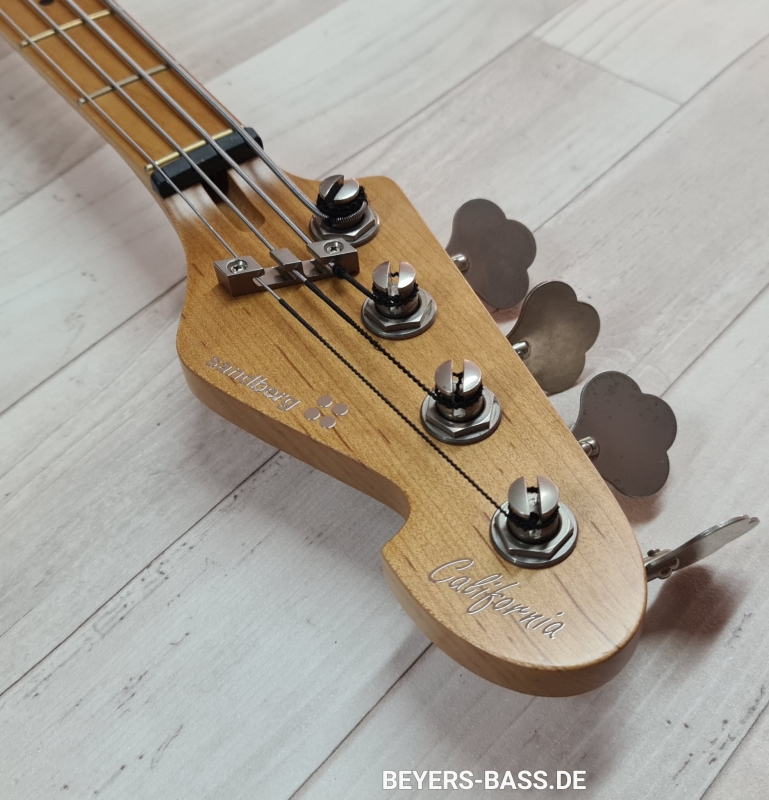 Sandberg California II VS4 Custom, Soft Aged Car Design, British Racing Green