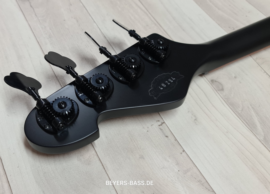 Sandberg California II VS4 Custom 3-EQ, Open Pore Black