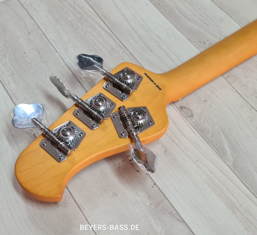 Sterling by Music Man StingRay Ray24 Classic, Butterscotch