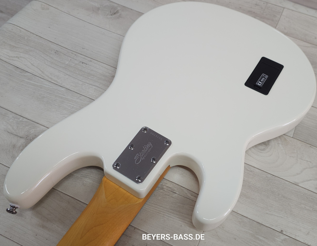 Sterling by Music Man StingRay Ray25 Classic, Olympic White