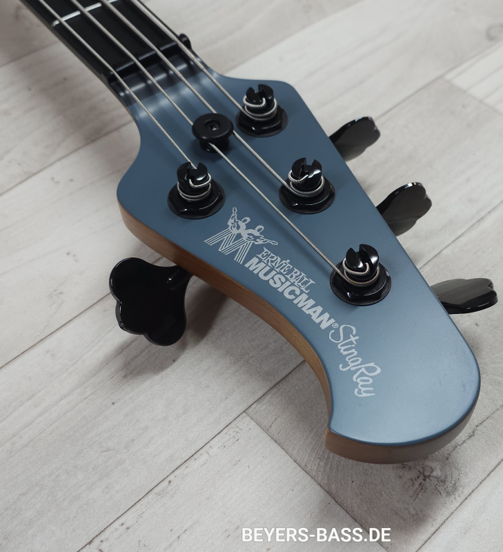 Music Man USA Tim Commerford StingRay Passiv Quentin Blue, Limited Edition, Signature, 2nd Hand