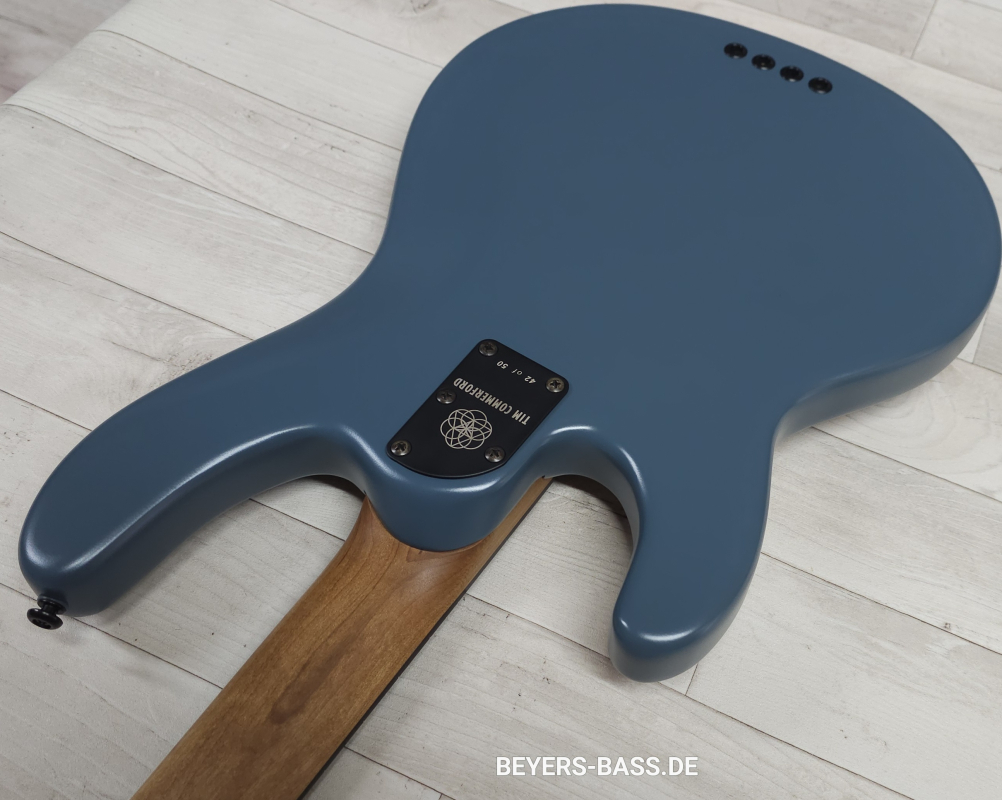 Music Man USA Tim Commerford StingRay Passiv Quentin Blue, Limited Edition, Signature, 2nd Hand