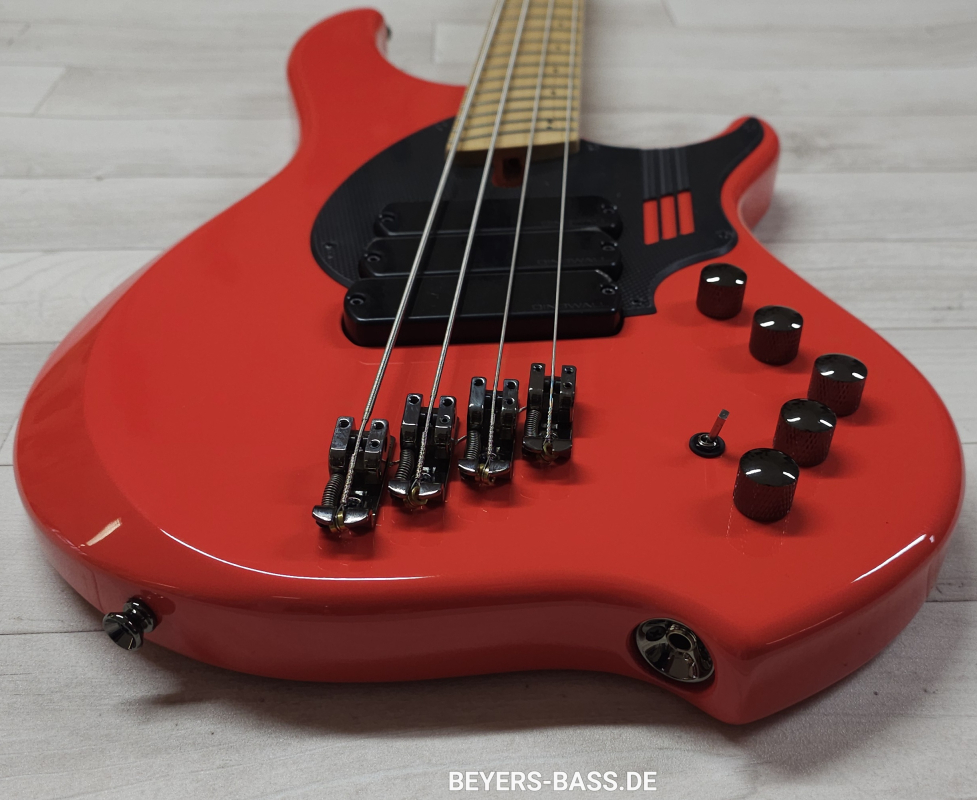 Dingwall NG3 4-String Nolly, Fiesta Red, Signature