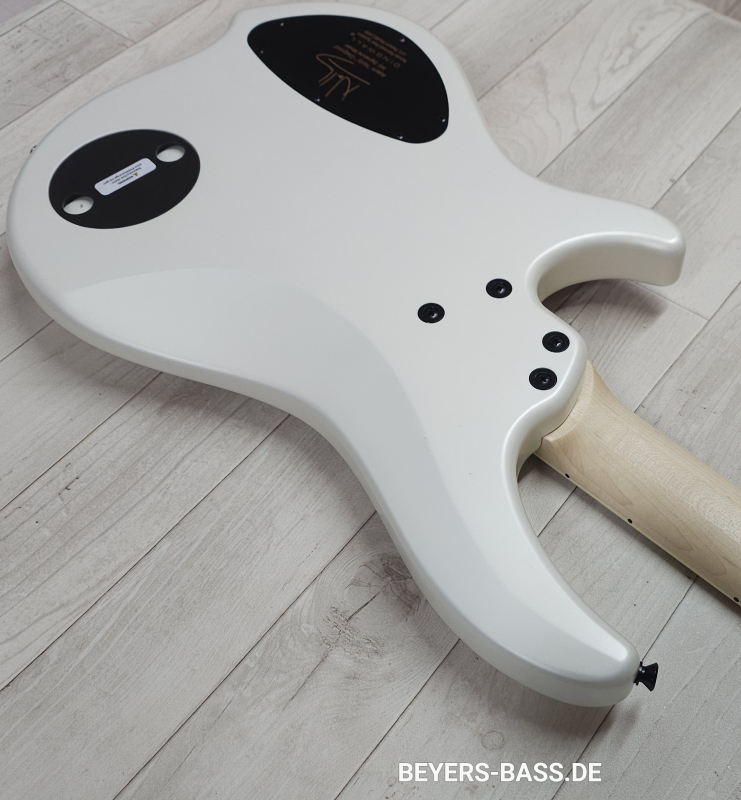 Dingwall NG3 4-String Nolly, Ducati Pearl White, Signature