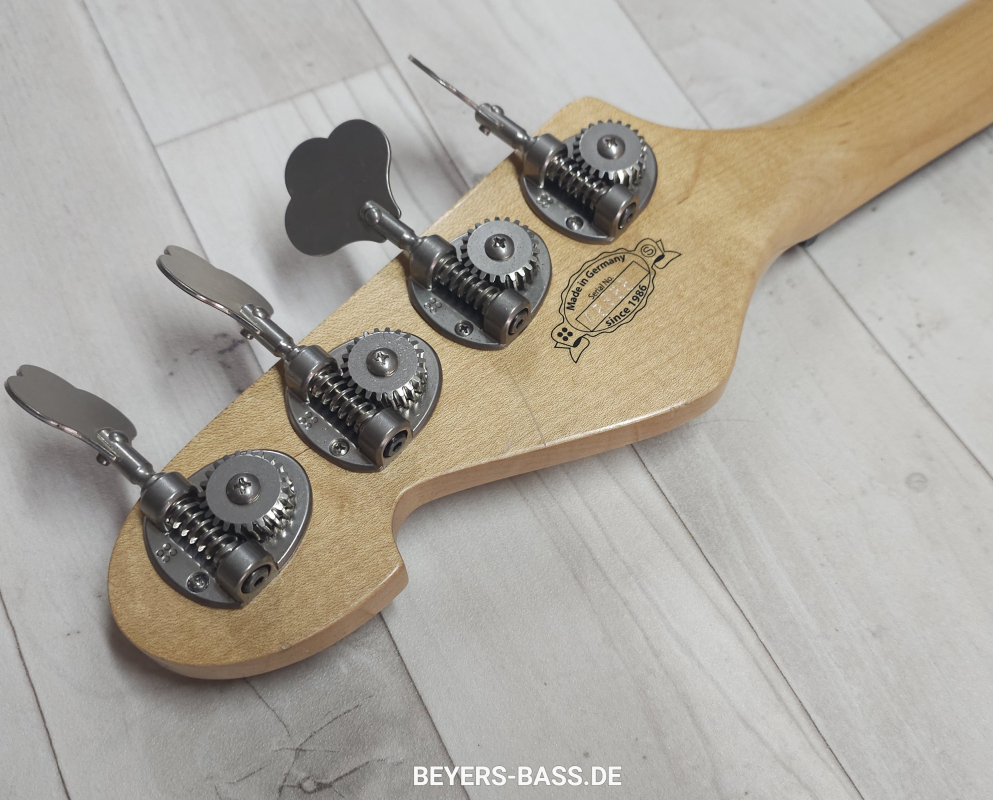 Sandberg Florence Bass, Soft Aged British Racing Green