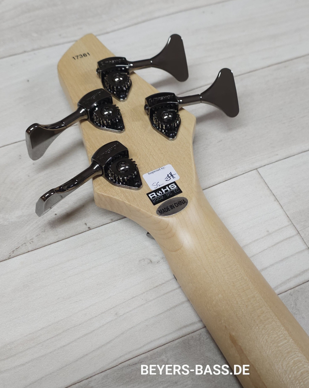 Dingwall NG3 4-String Nolly, Ducati Pearl White, Signature