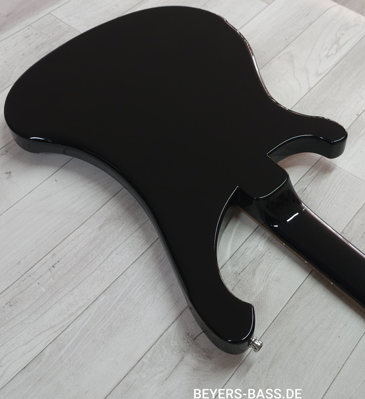 Rickenbacker 4030S Shortscale, Jetglo