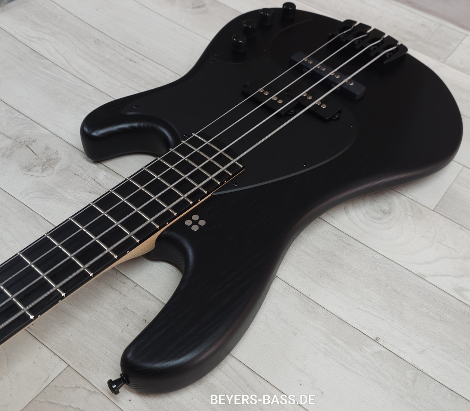 Sandberg California II VT4 Custom, Open Pore Black
