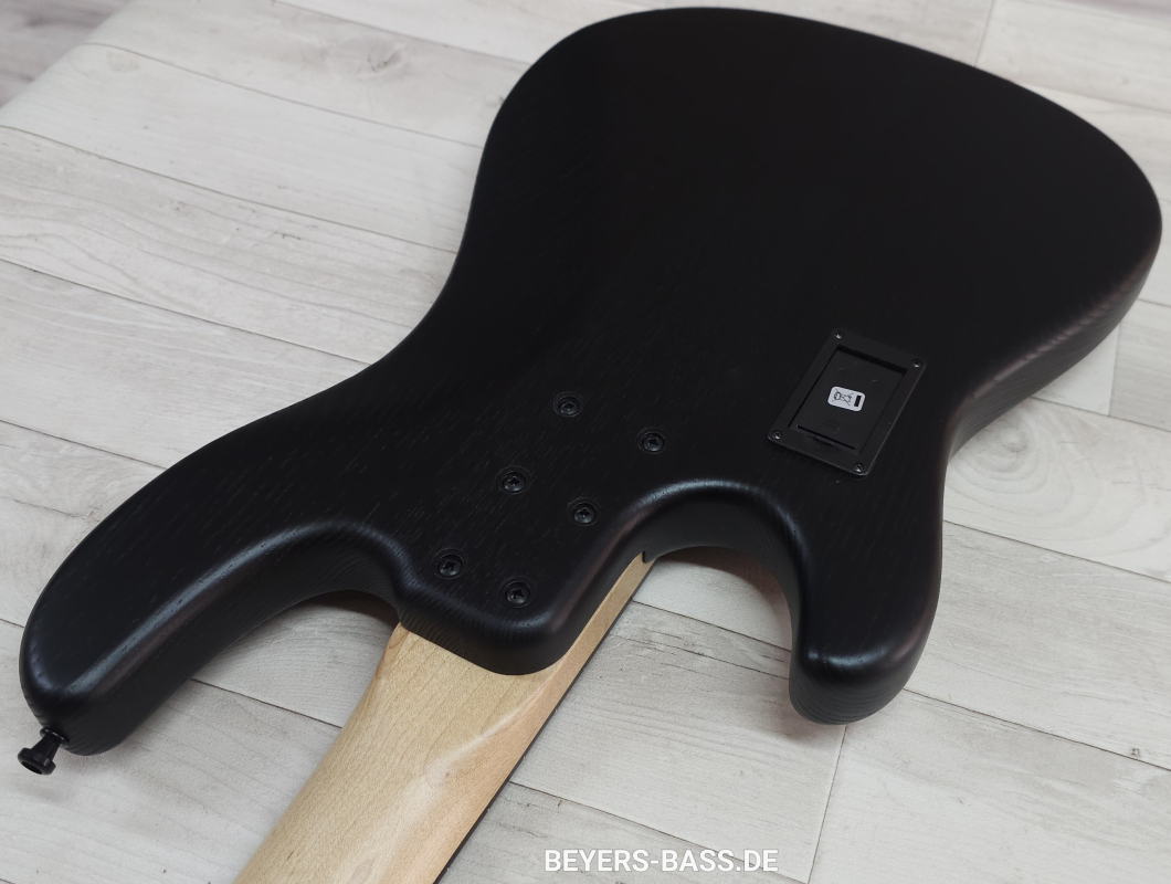 Sandberg California II VT4 Custom, Open Pore Black