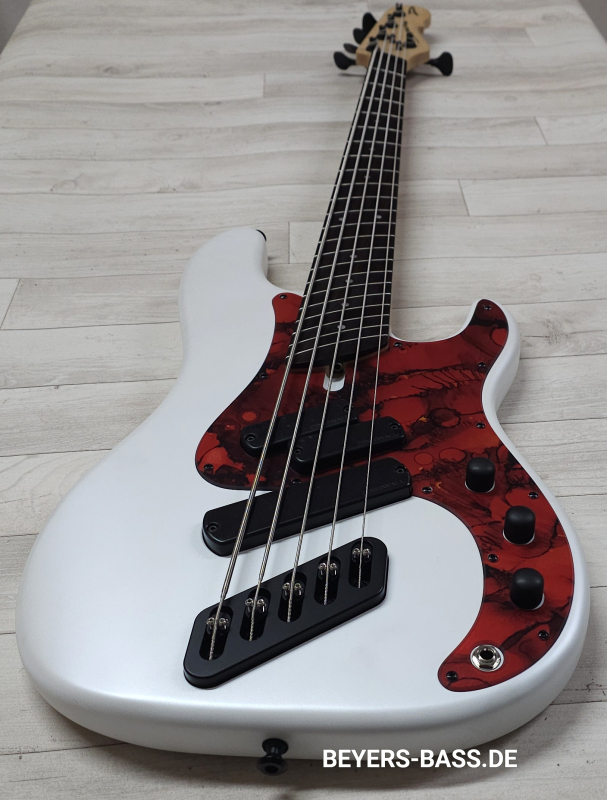 Dingwall SP1 5-String, Ducati White