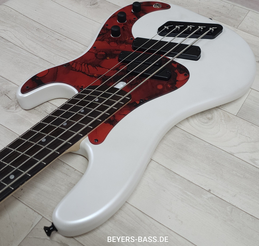 Dingwall SP1 5-String, Ducati White