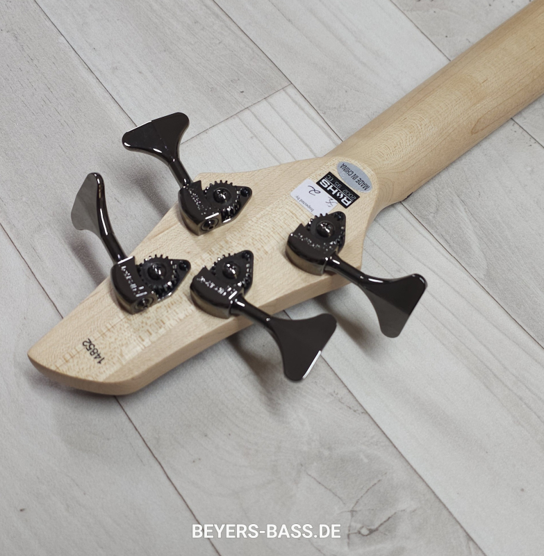 Dingwall NG3 4-String Nolly, Metallic Black, Signature