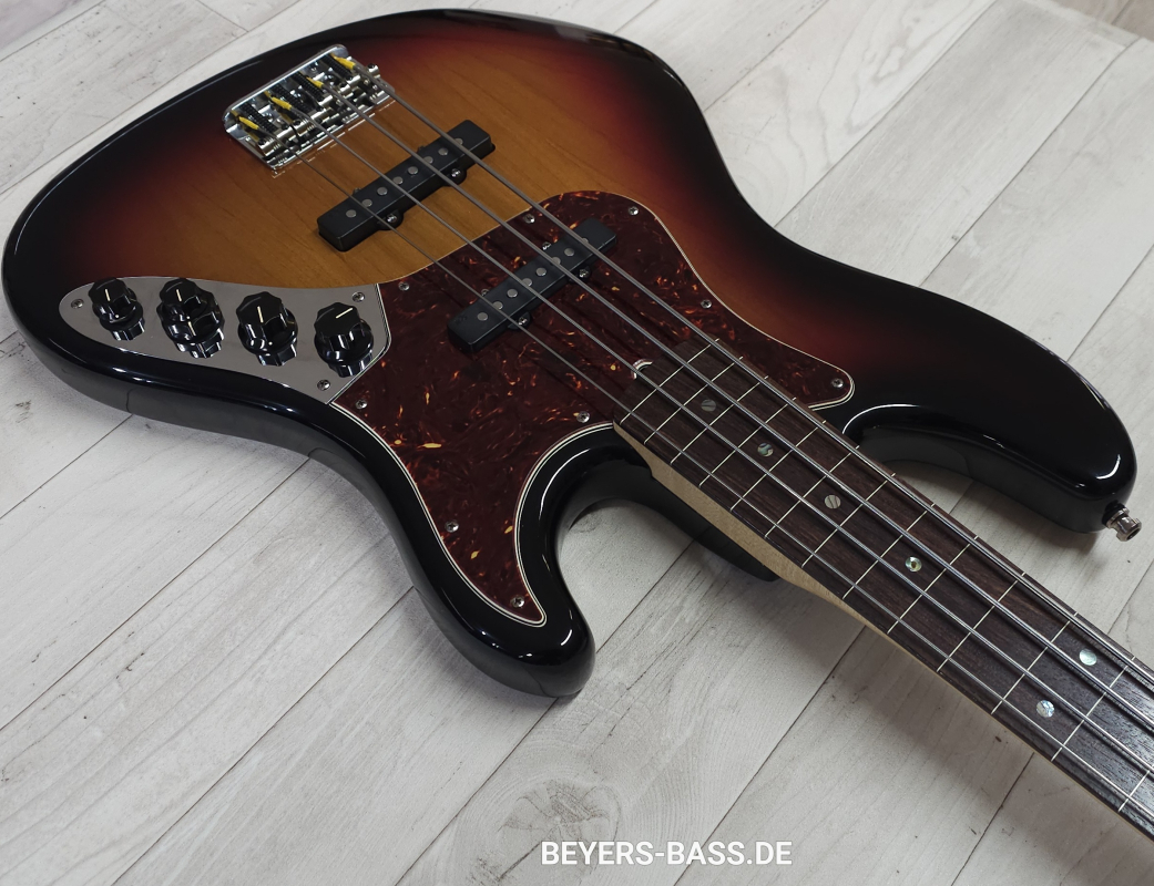 Fender American Deluxe Jazz Bass Fretless RW, 3-Color Sunburst, 2nd Hand