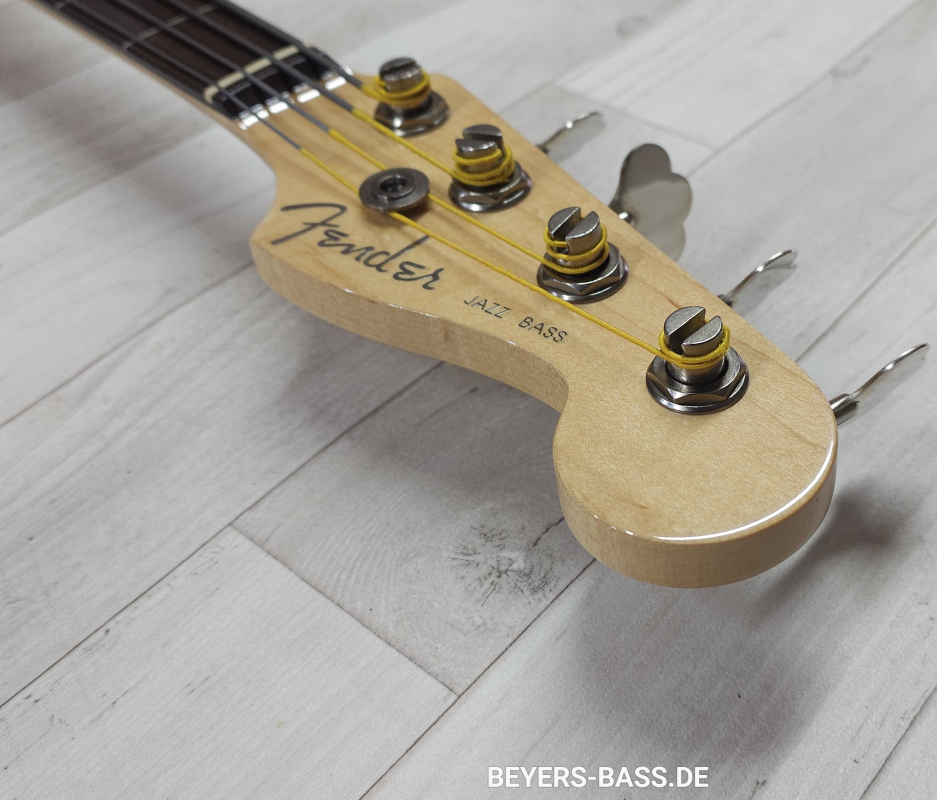 Fender American Deluxe Jazz Bass Fretless RW, 3-Color Sunburst, 2nd Hand