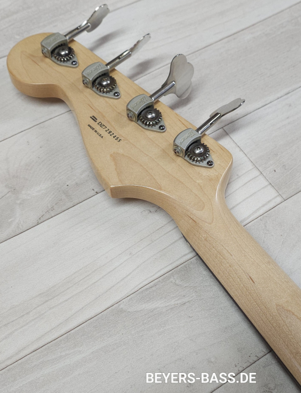 Fender American Deluxe Jazz Bass Fretless RW, 3-Color Sunburst, 2nd Hand