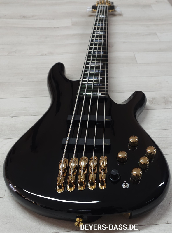 Yamaha BBNE2 Nathan East, Black Highgloss, Signature