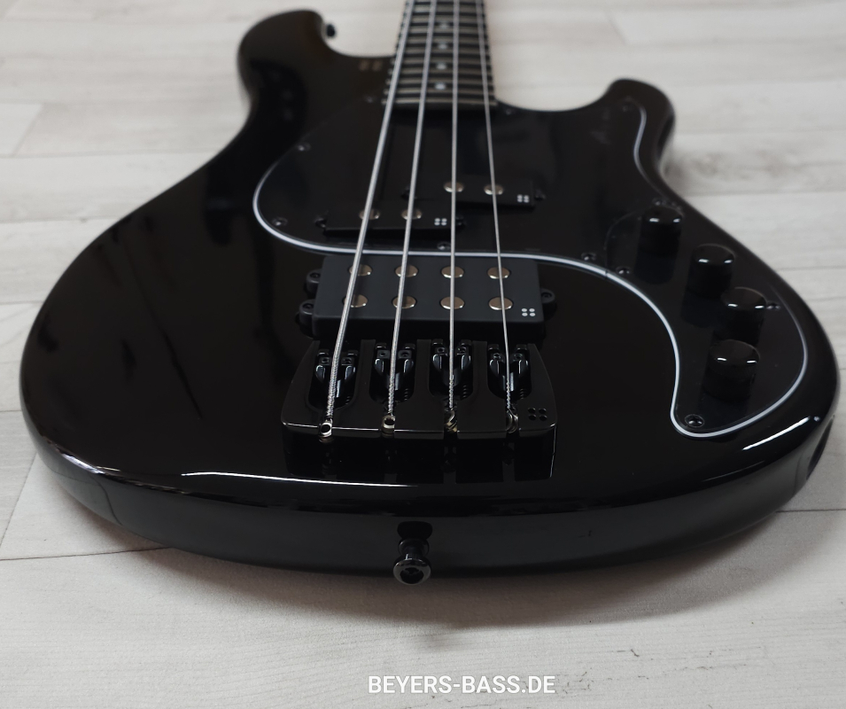 Sandberg California II VM4 Ebony, Black Highgloss