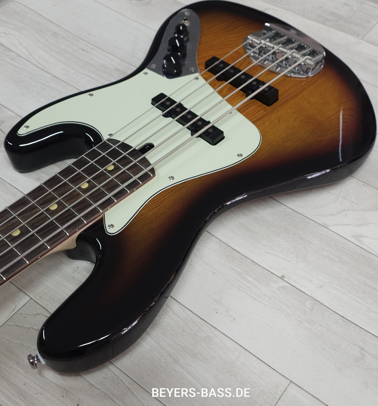 Lakland Skyline 55-60, 3-Tone Sunburst Gloss