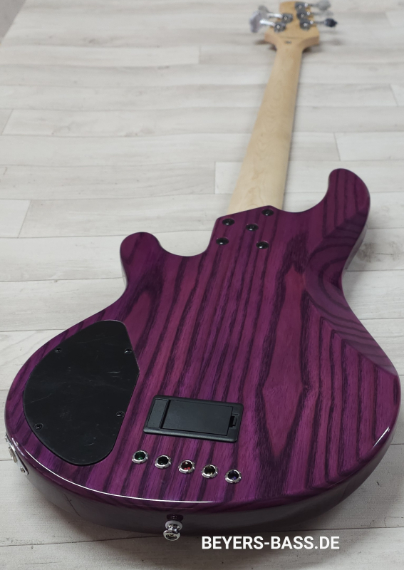 Lakland Skyline 55-02 Deluxe, Translucent Purple Gloss