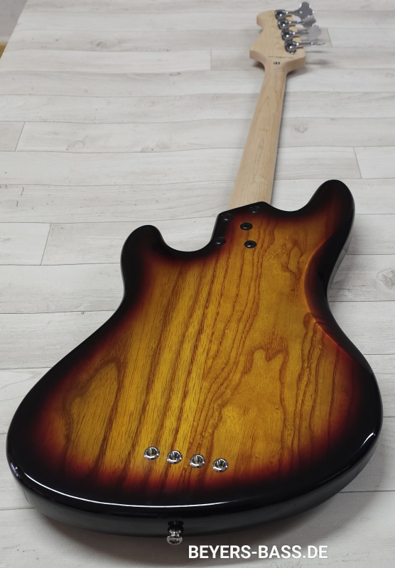 Lakland Skyline Hutch Hutchinson, 3-Tone Sunburst Gloss, Signature