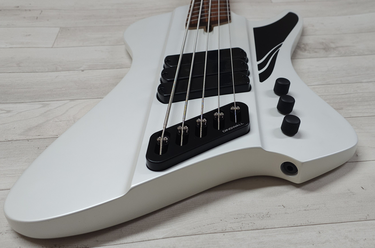 Dingwall D-Roc Standard 5 PF, Ducati White