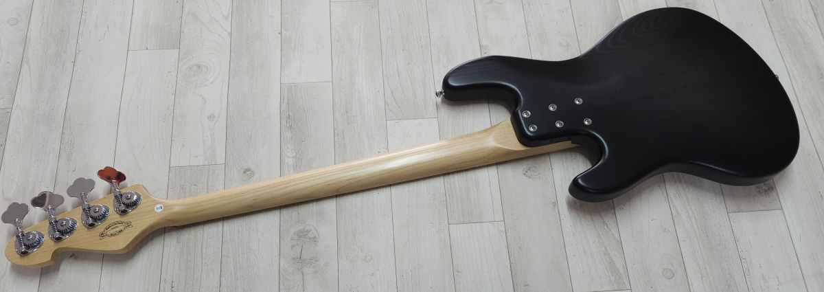 Sandberg California II TT4 passiv, Open Pore Blackburst