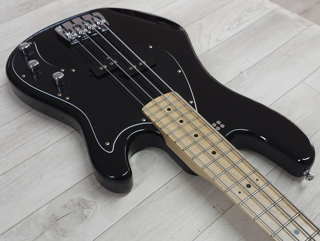 Sandberg California II VS4 Lionel Shortscale Greenline Custom, Highgloss Black