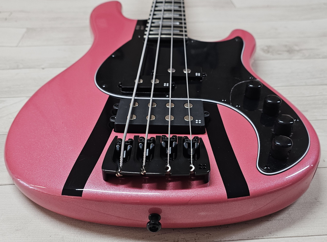Sandberg California II VM4, Custom Color Pink Metallic Highgloss+Black Stripes