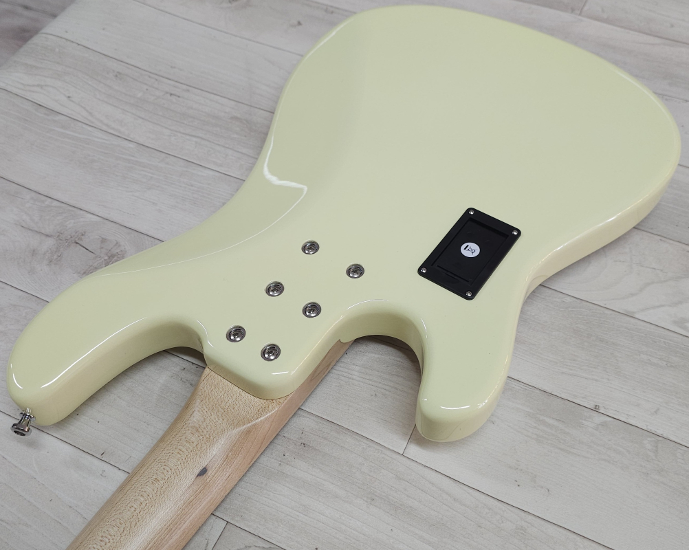 Sandberg California II VS4 Lionel Shortscale Greenline Custom, Highgloss Creme
