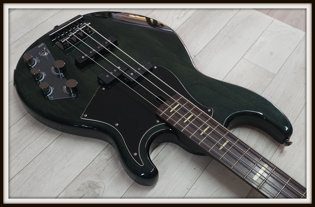 Yamaha BB734A IDB, Indigo Blue