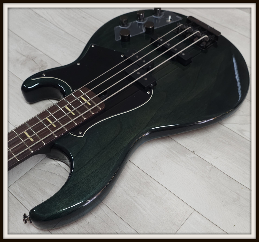 Yamaha BB734A IDB, Indigo Blue