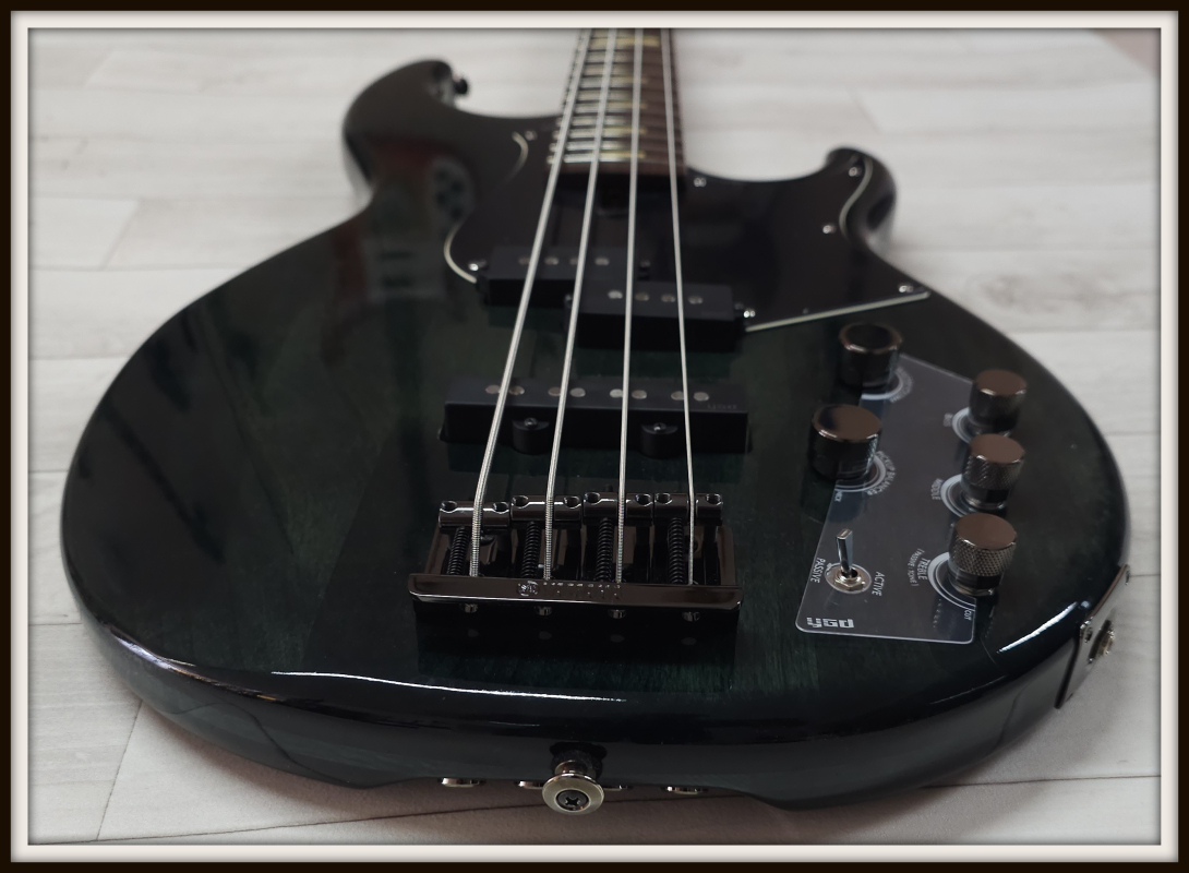 Yamaha BB734A IDB, Indigo Blue