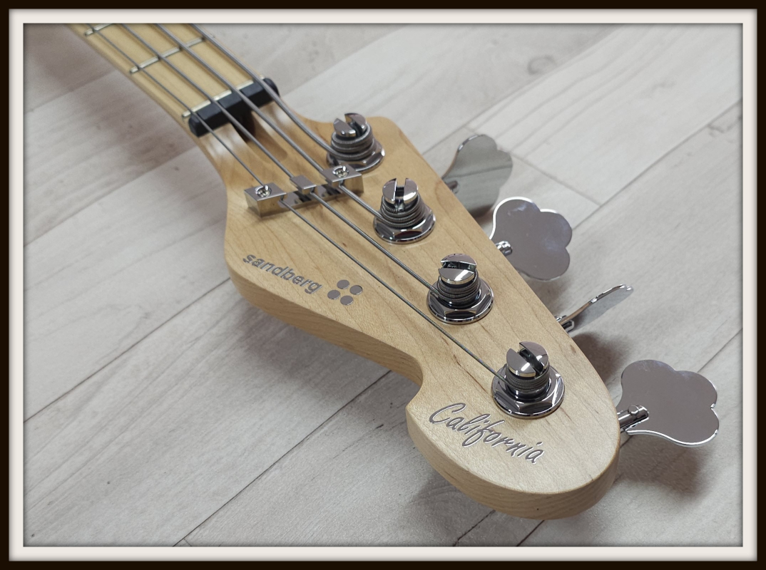 Sandberg California II TT4 Lionel Shortscale Greenline Custom, Highgloss Black