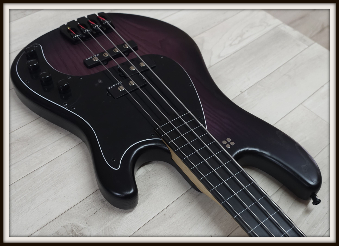 Sandberg California II VT4 Ebony Fretless, Open Pore Violetburst