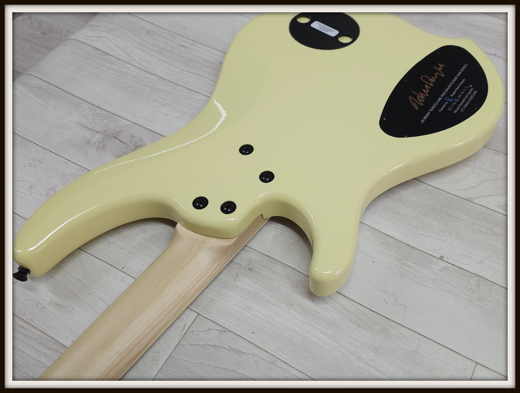 Dingwall JT3 John Taylor 4-String, Primrose