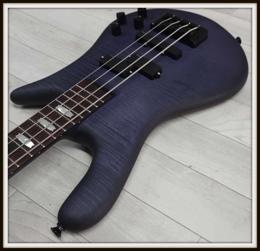 Spector Euro 4 LX Neck-Thru, Nightshade Matte *2nd Hand*