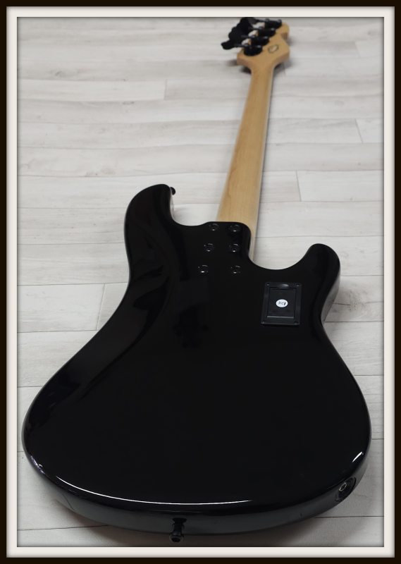 Sandberg California II VM4 RW, Black Highgloss, Linkshänder