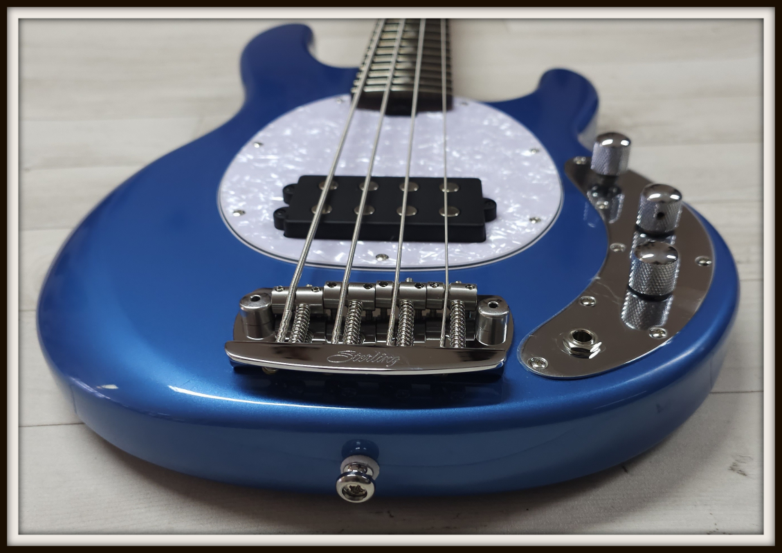 Sterling by Music Man Stingray SS4 Shortscale, Toluca Lake Blue