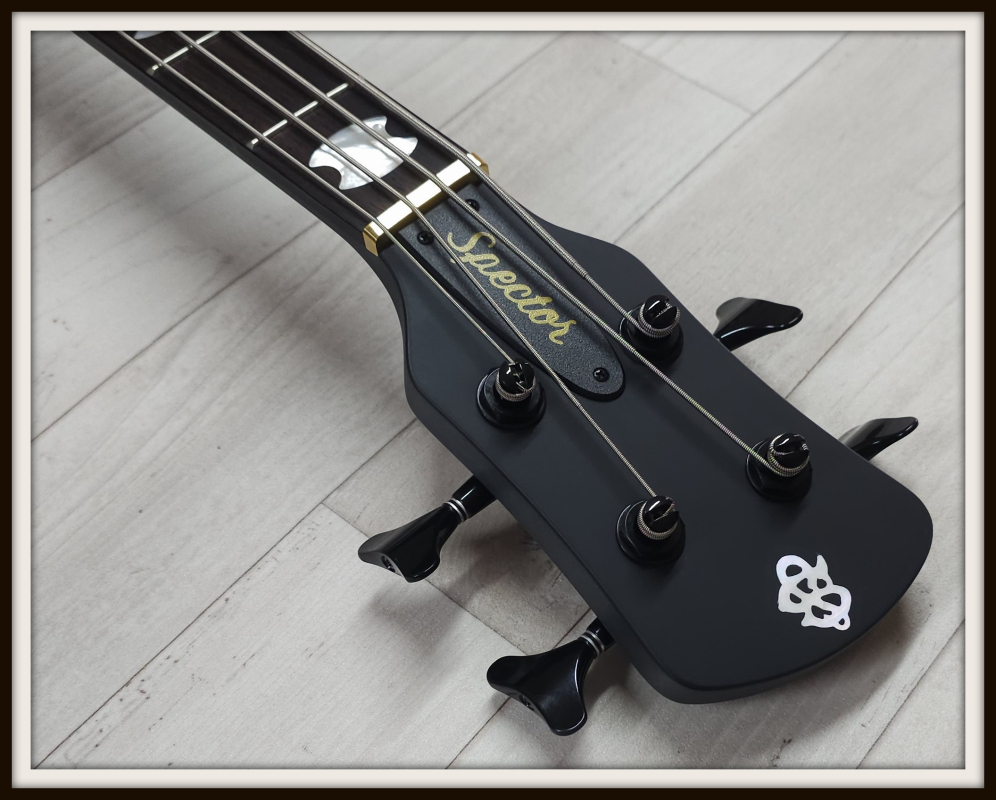 Spector Euro 4 LX Neck-Thru, Nightshade Matte