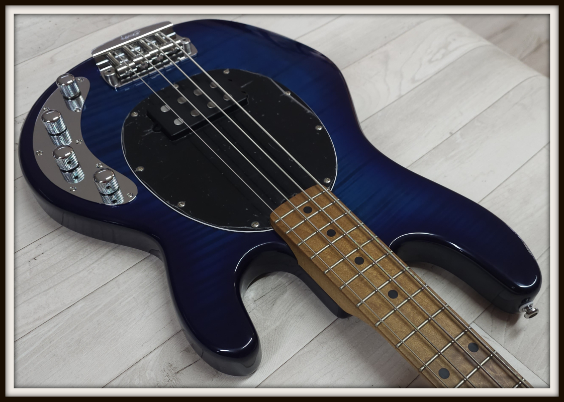 Sterling by Music Man StingRay Ray34 H FM, Neptune Blue