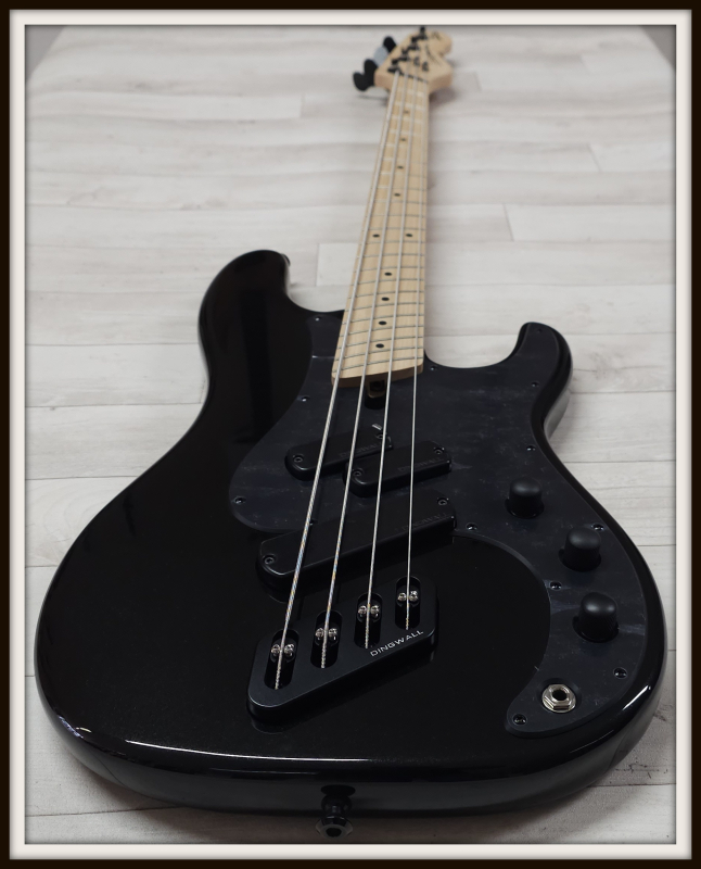 Dingwall SP1 MN 4-String, Gloss Metallic Black