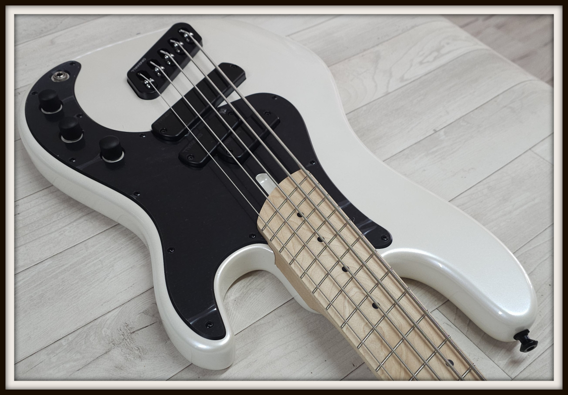 Dingwall SP1 MN 5-String, Ducati White