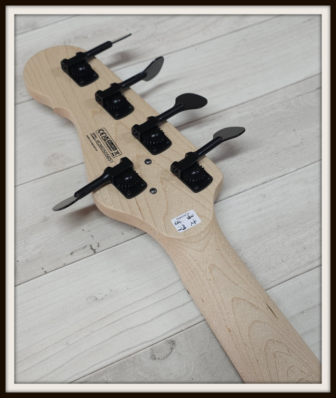 Dingwall SP1 MN 5-String, Ducati White